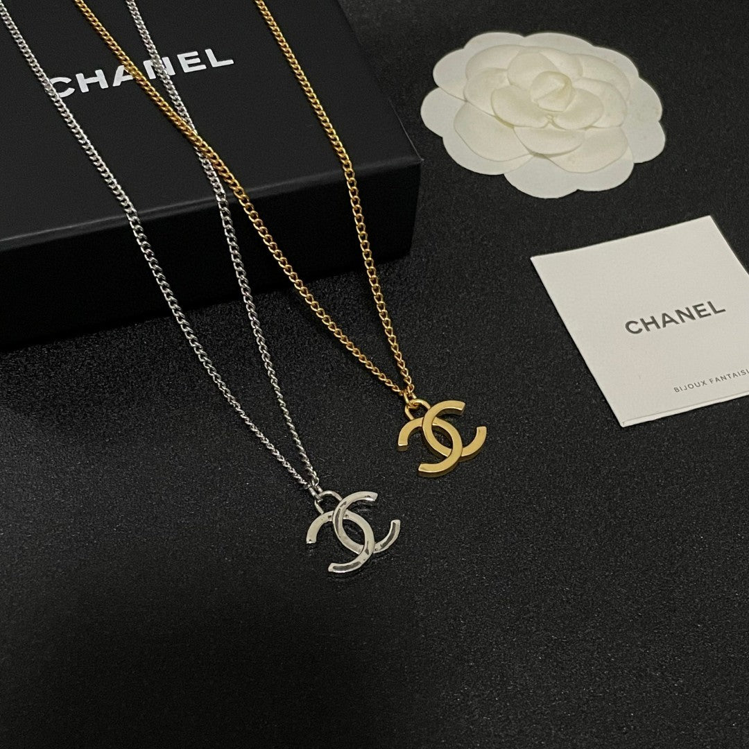 Double-C Emblem Pendant Necklace in Polished Metal-Tone – Design 071 side detail