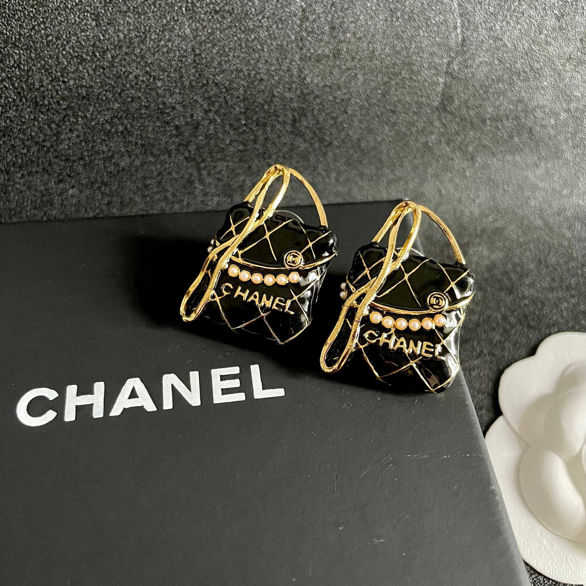 Double-C Emblem Stud Earrings in Polished Metal-Tone – Design 372 detail view