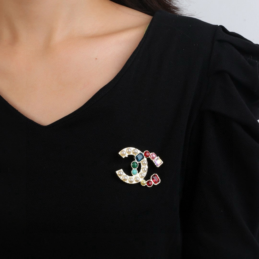 Double-C Emblem Brooch in Polished Metal-Tone – Pearl Detail – Design 005 front product view