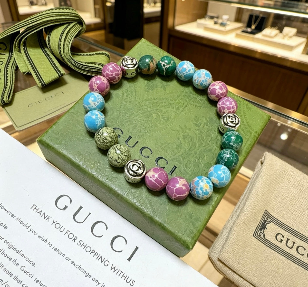 Double-G Emblem Beaded Bracelet in Polished Metal-Tone – Agate Detail – Design 021 detail view