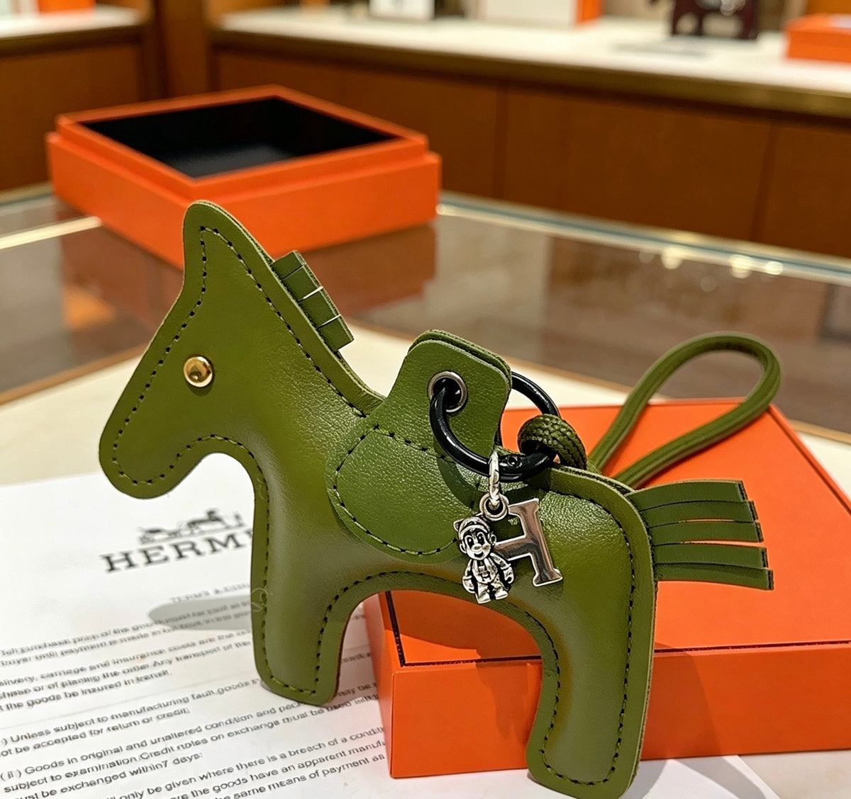 Horse Keychain in Silver-Tone – Design 064 styled product view