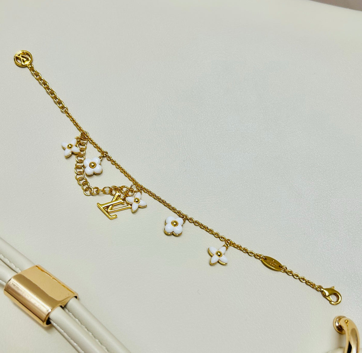 Geometric Emblem Bracelet in Polished Metal-Tone – Design 026 main product view