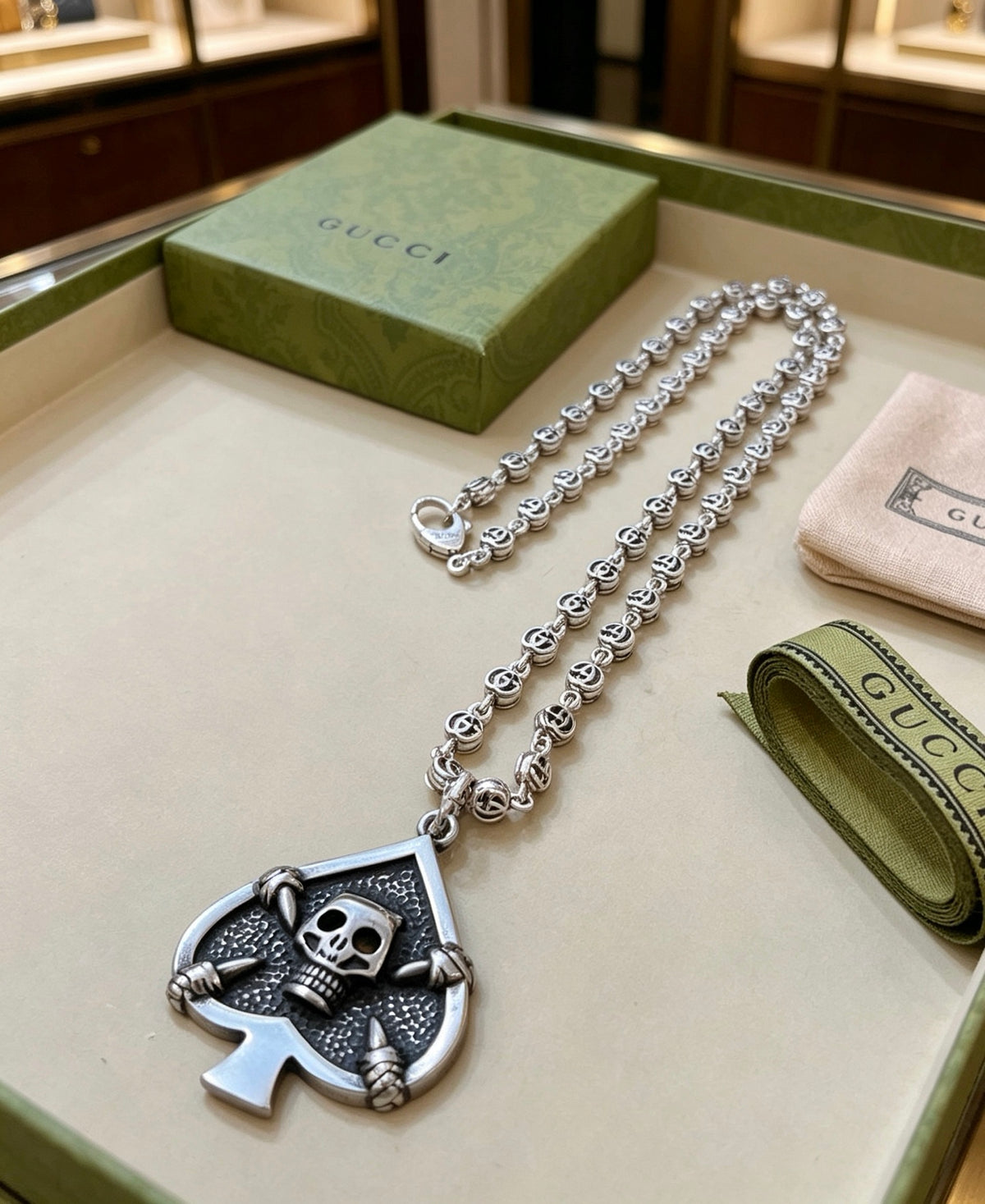 Double-G Emblem Pendant Necklace in Polished Metal-Tone – Vintage Detail – Design 078 detail view