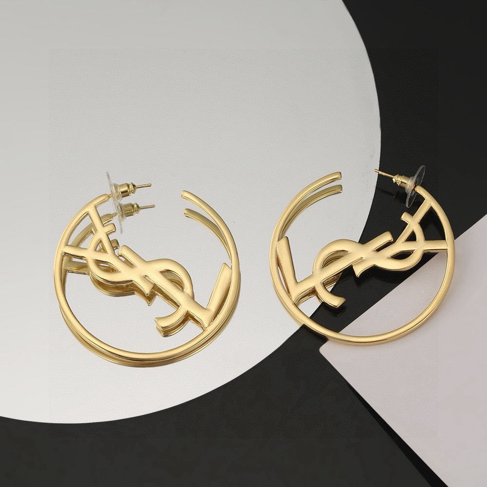Geometric Emblem Brooch in Gold-Tone – Design 004 main product view