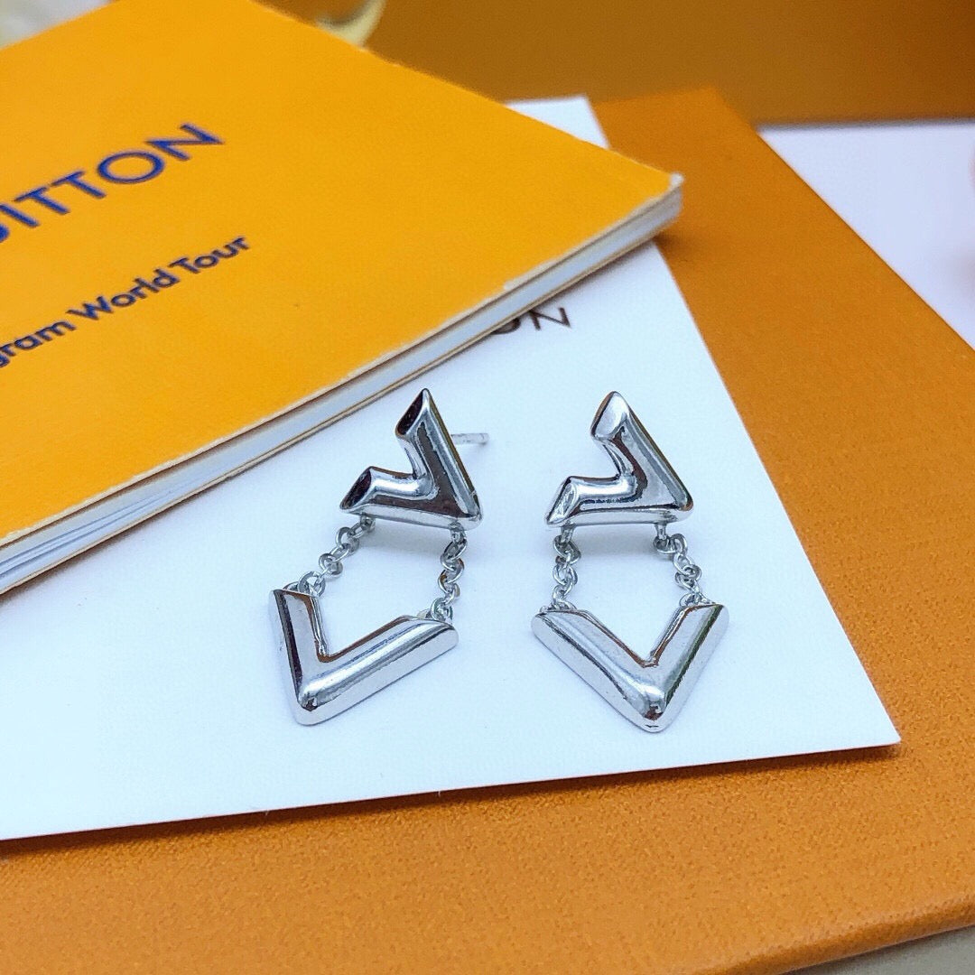 Geometric Emblem Stud Earrings in Gold-Tone – Design 021 detail view