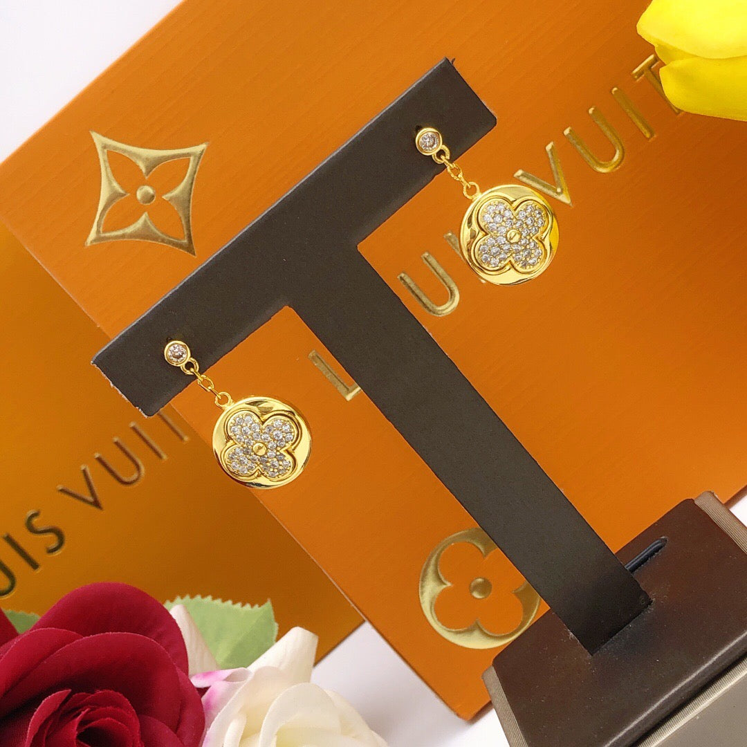 Round Stud Earrings in Gold-Tone – Design 001 front product view
