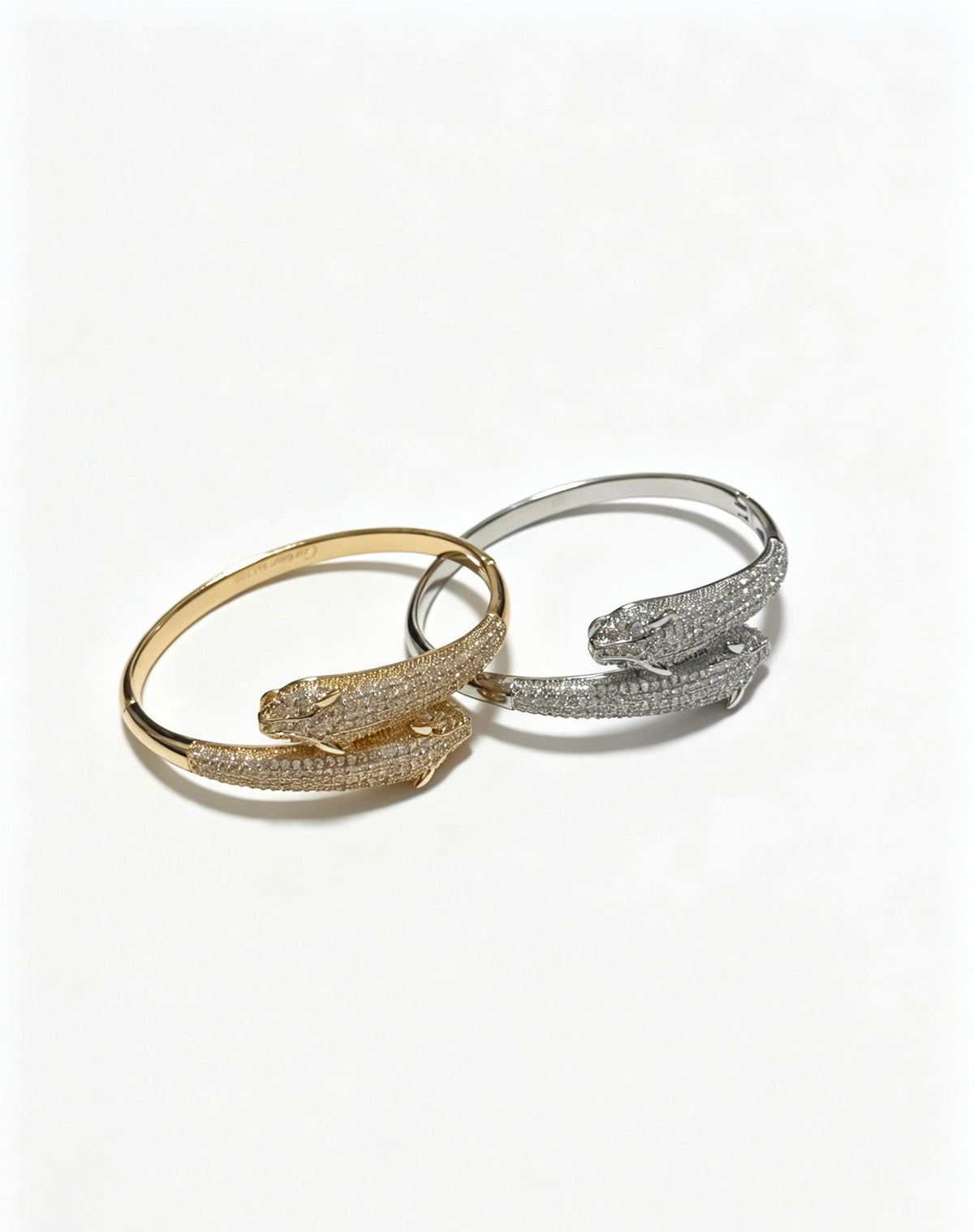 Martin Graham bracelet in polished metal-tone – side detail