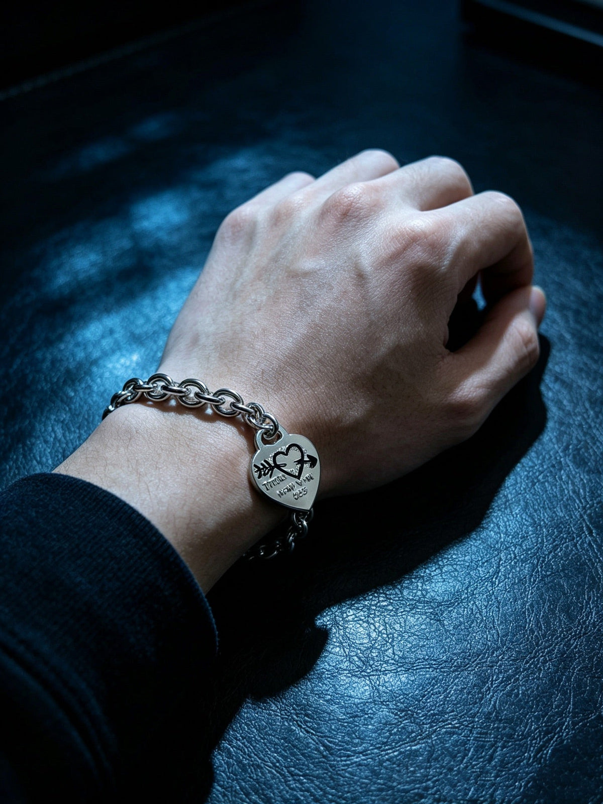 Martin Graham bracelet in polished metal-tone – side detail