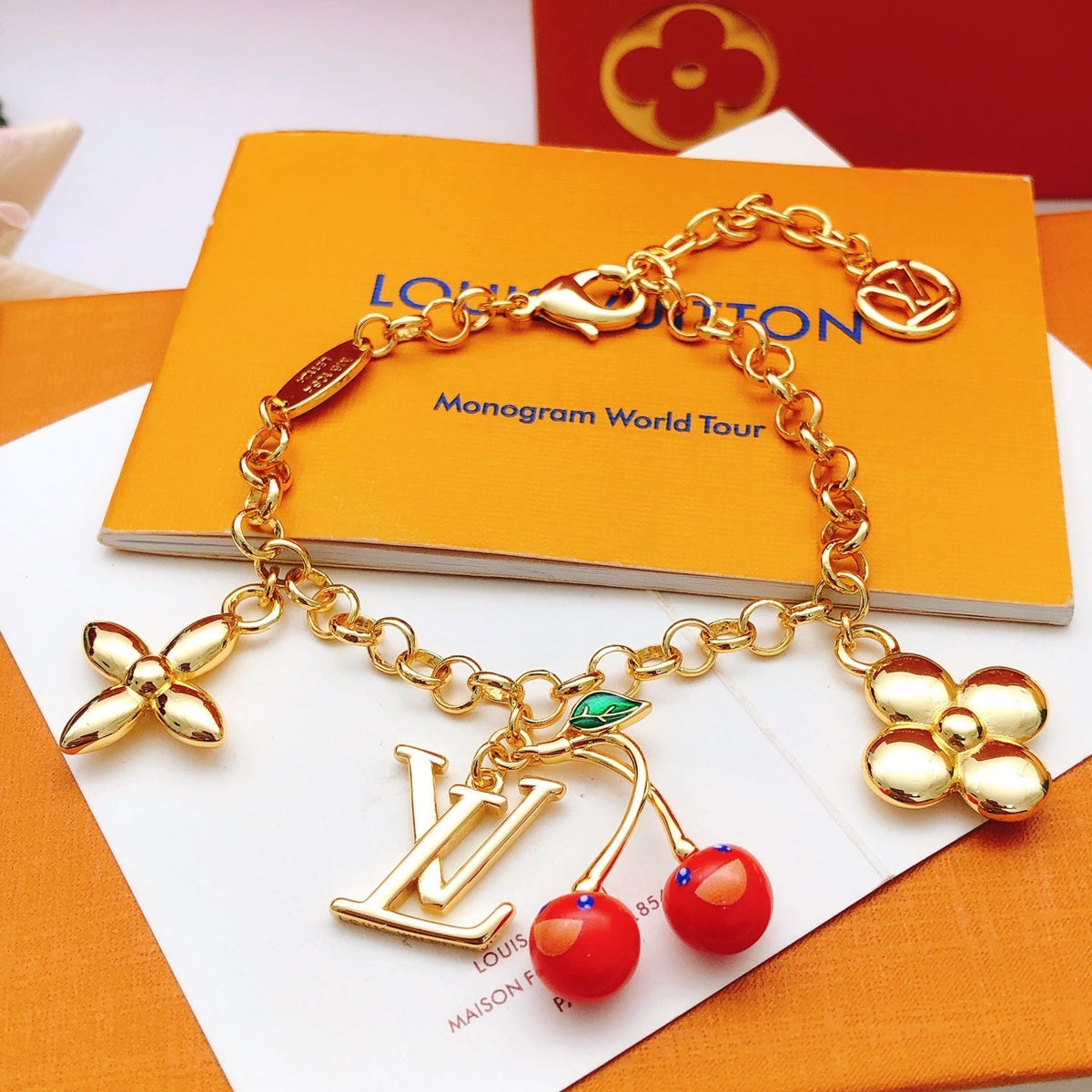 Martin Graham bracelet in polished metal-tone – main product view