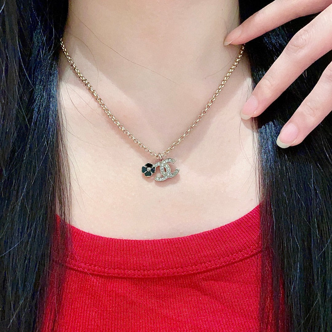 Martin Graham pendant necklace in polished metal-tone – main product view