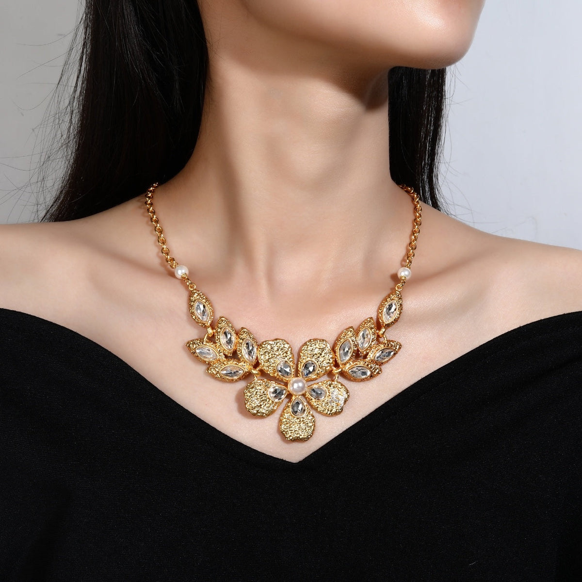 Martin Graham pendant necklace in polished metal-tone – main product view