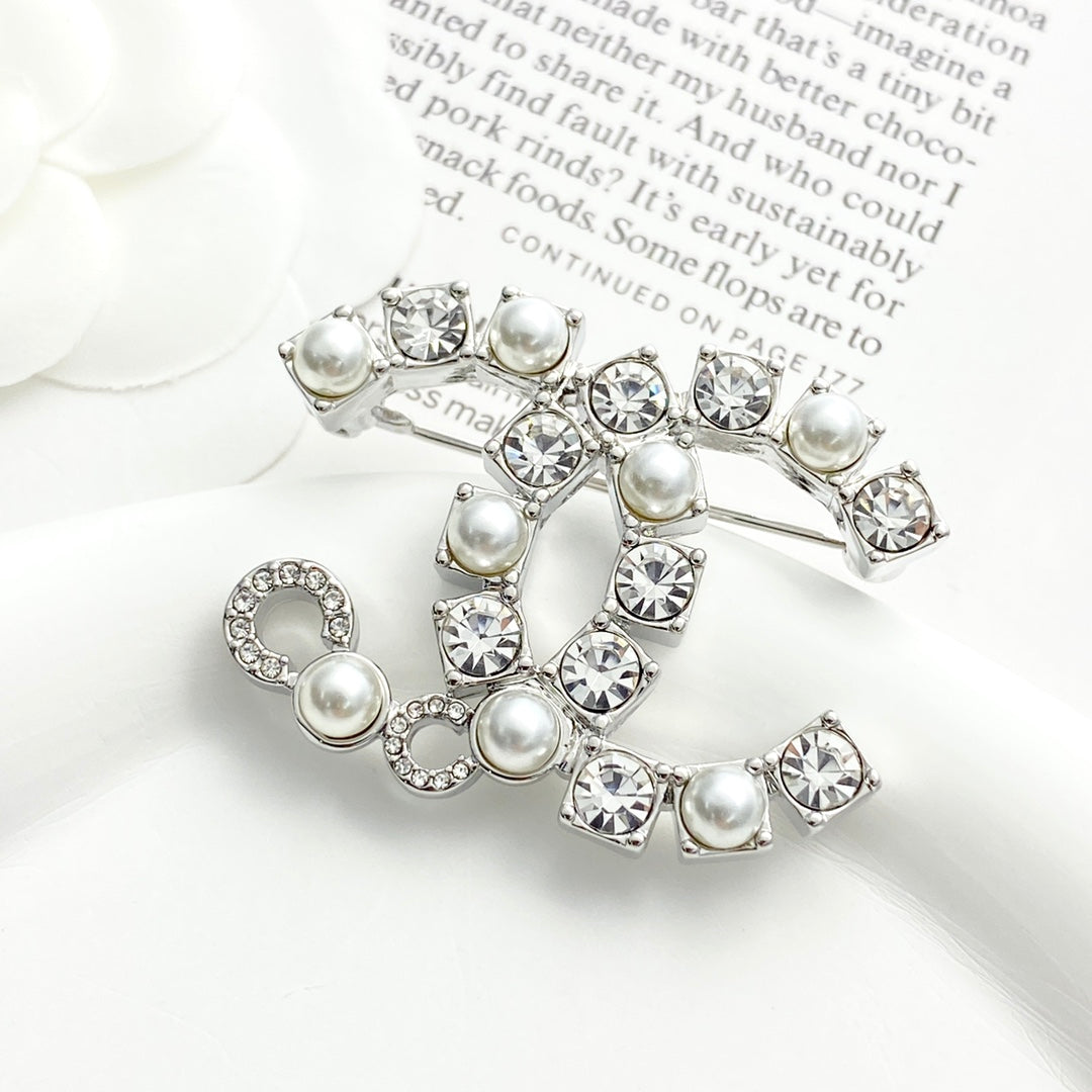 Martin Graham brooch in polished metal-tone – main product view