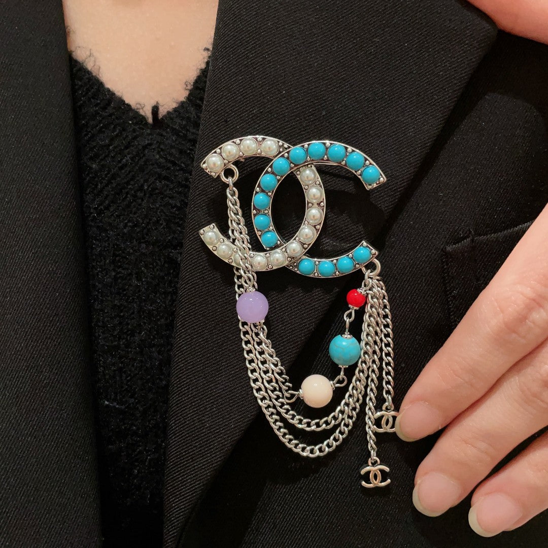 Martin Graham brooch in polished metal-tone – main product view