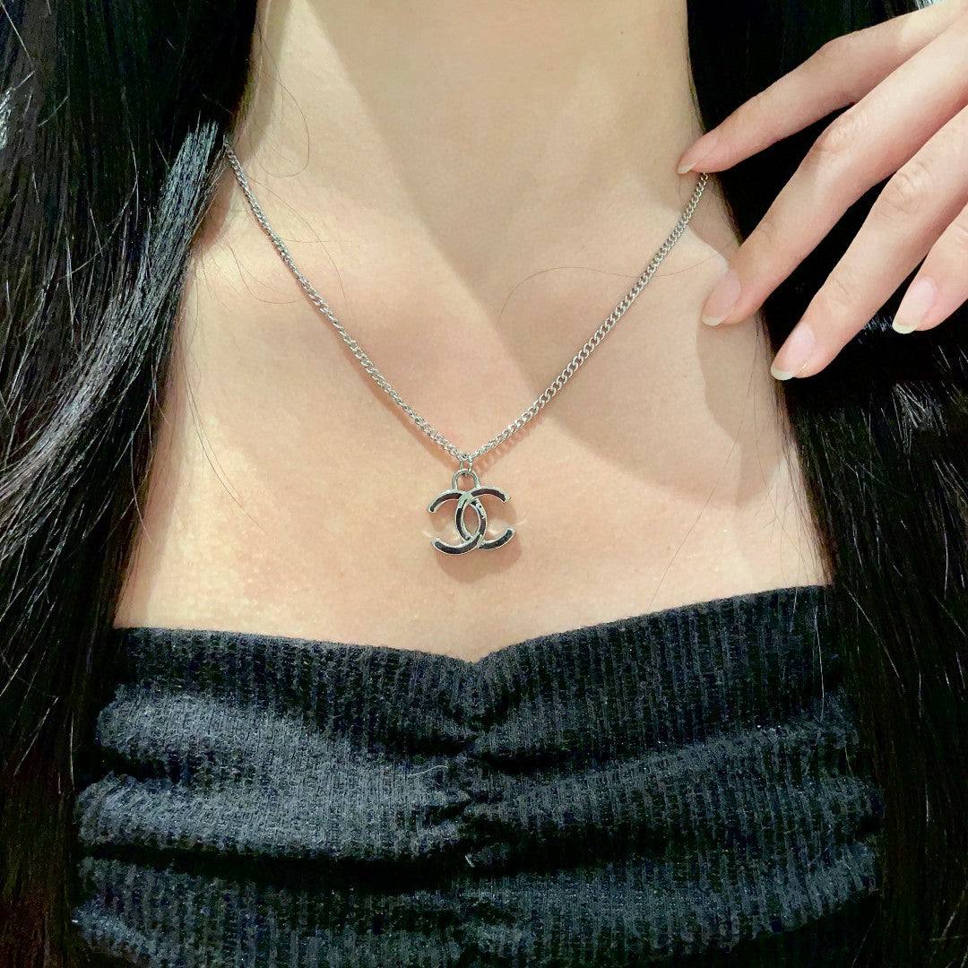 Martin Graham pendant necklace in polished metal-tone – main product view