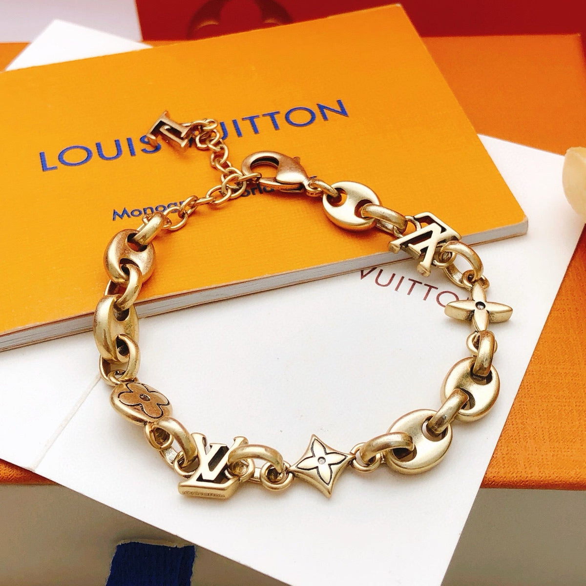 Martin Graham bracelet in polished metal-tone – main product view