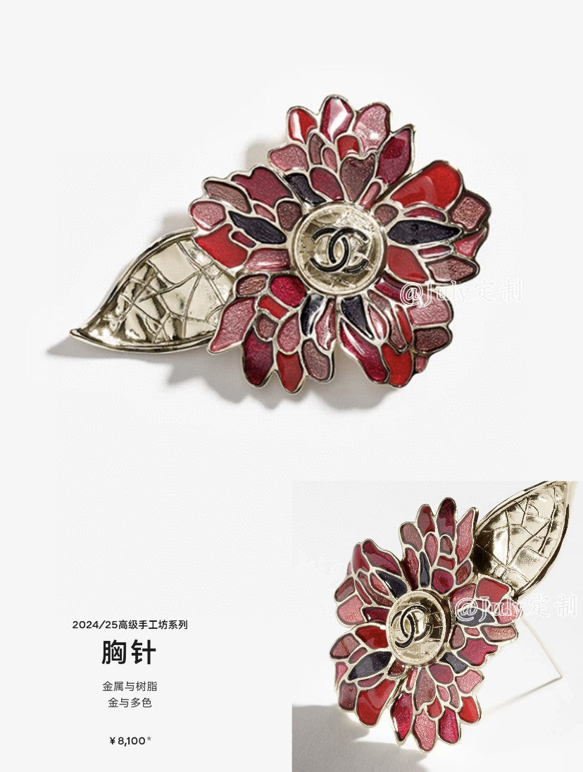 Martin Graham brooch in polished metal-tone – main product view