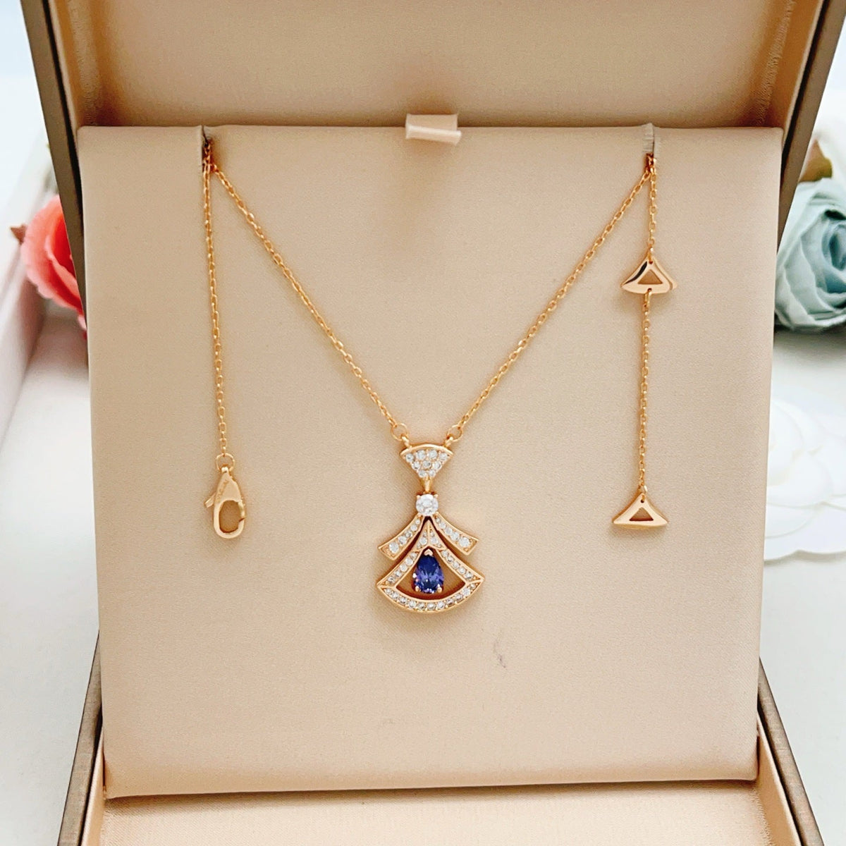 Martin Graham pendant necklace in polished metal-tone – main product view
