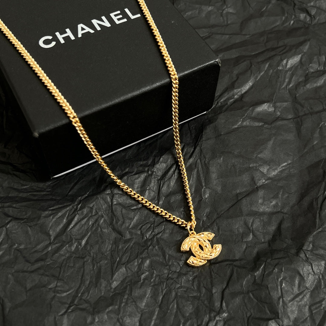 Martin Graham pendant necklace in polished metal-tone – main product view