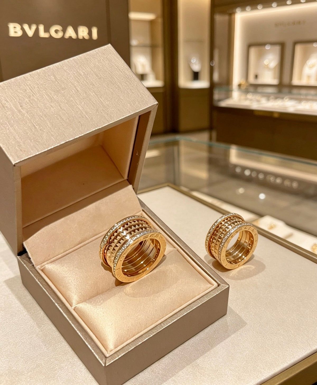 Martin Graham ring in polished metal-tone – main product view