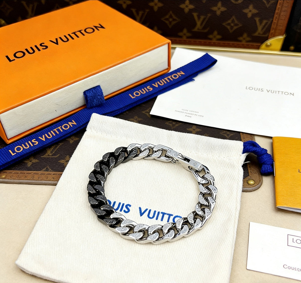 Martin Graham bracelet in polished metal-tone – main product view