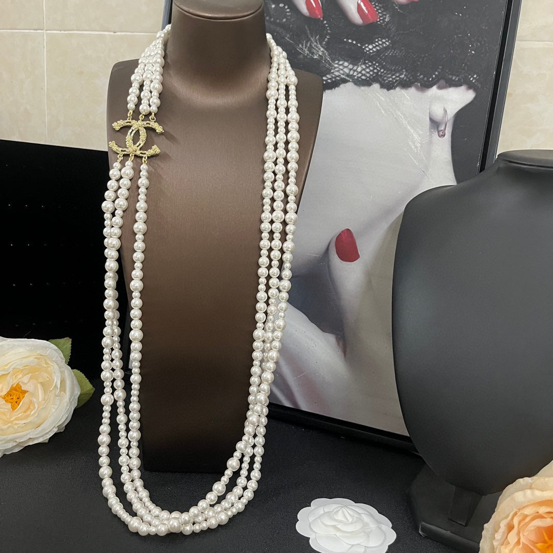 Martin Graham pendant necklace in polished metal-tone – main product view