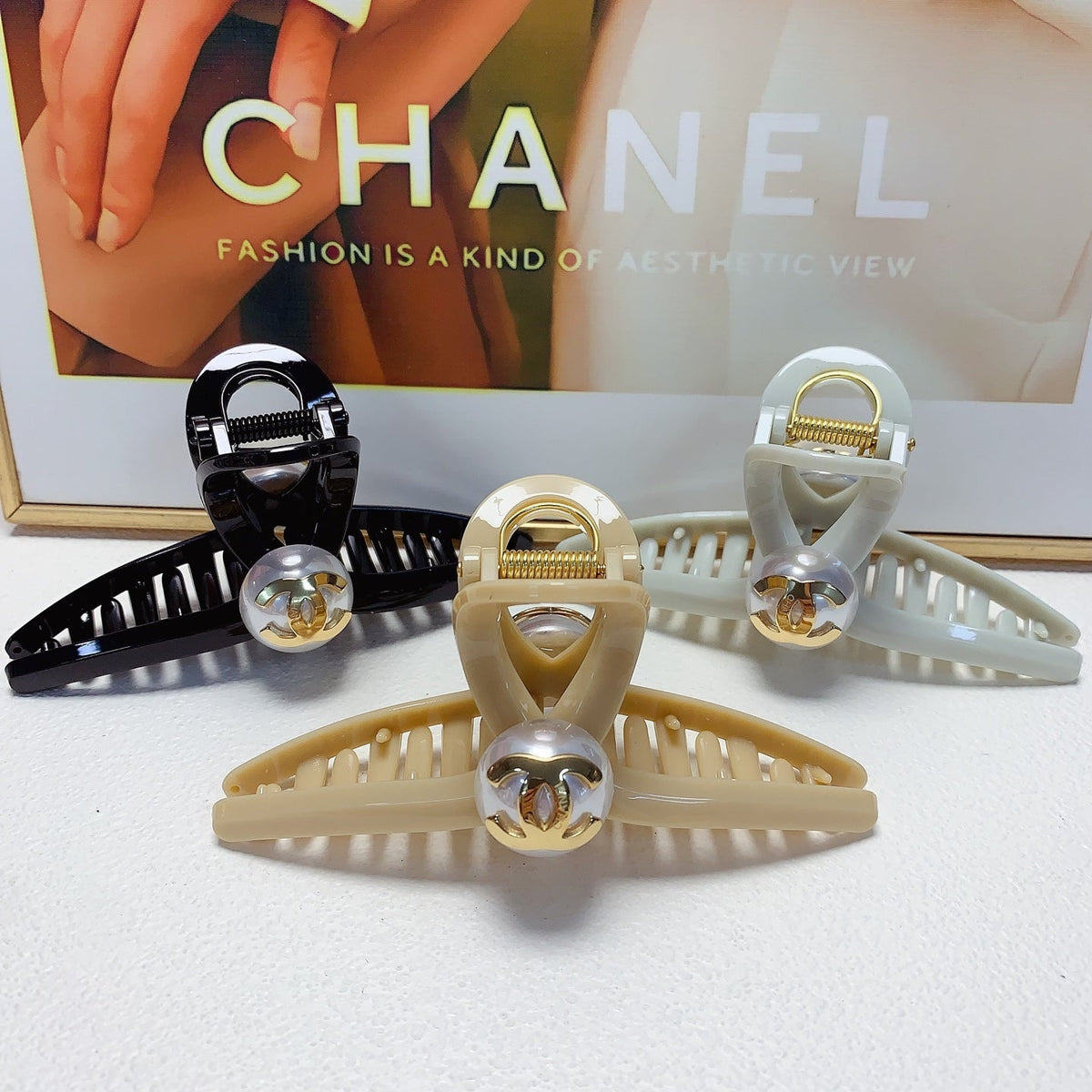 Martin Graham hair accessory in polished metal-tone – main product view