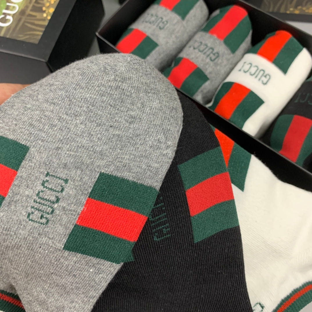 Gucci Cotton Red-And-Green Stripe Details Ankle Socks