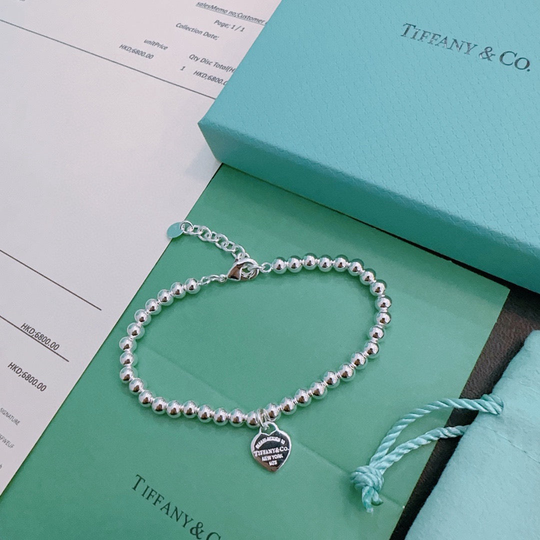 Martin Graham bracelet in polished metal-tone – detail view