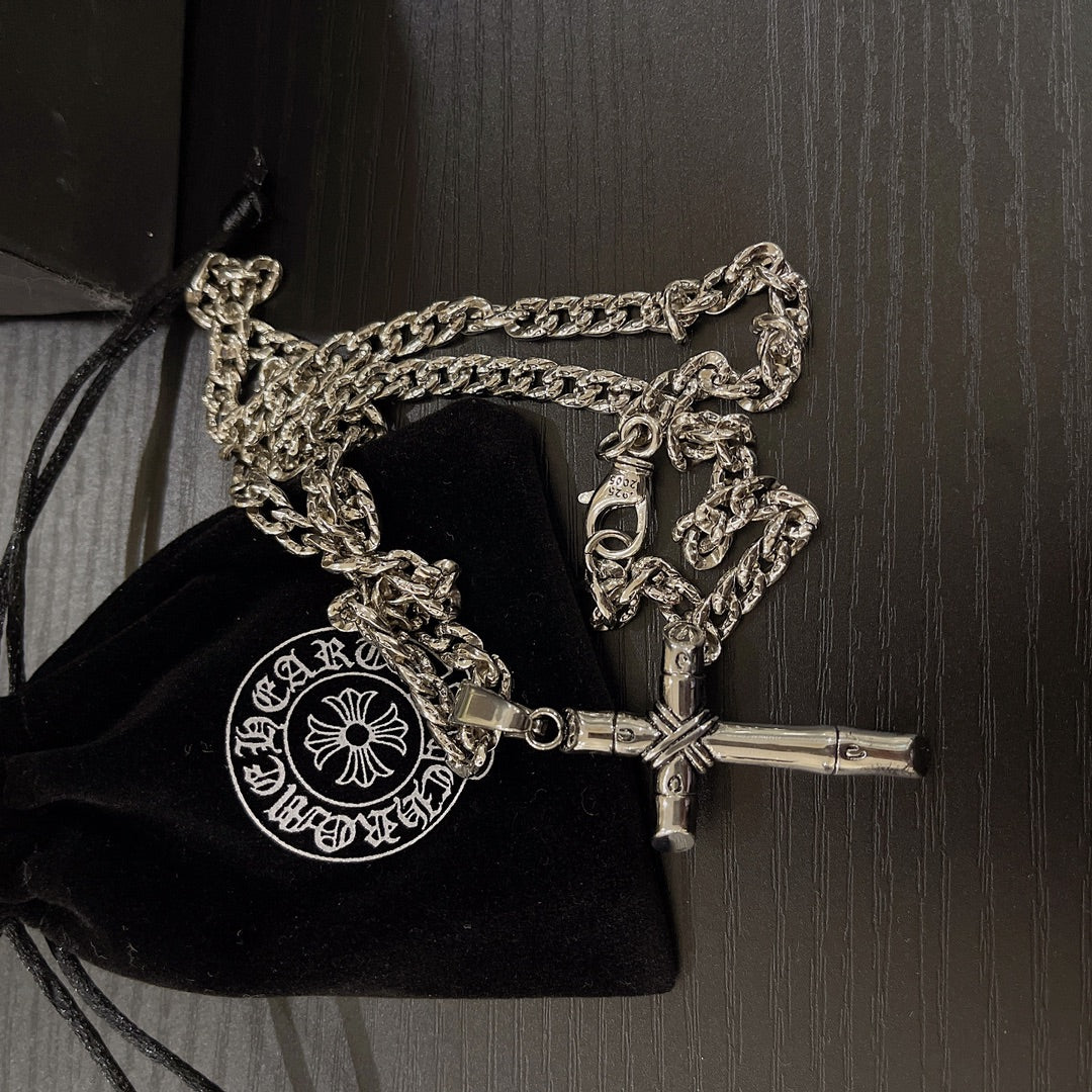 Martin Graham pendant necklace in polished metal-tone – detail view