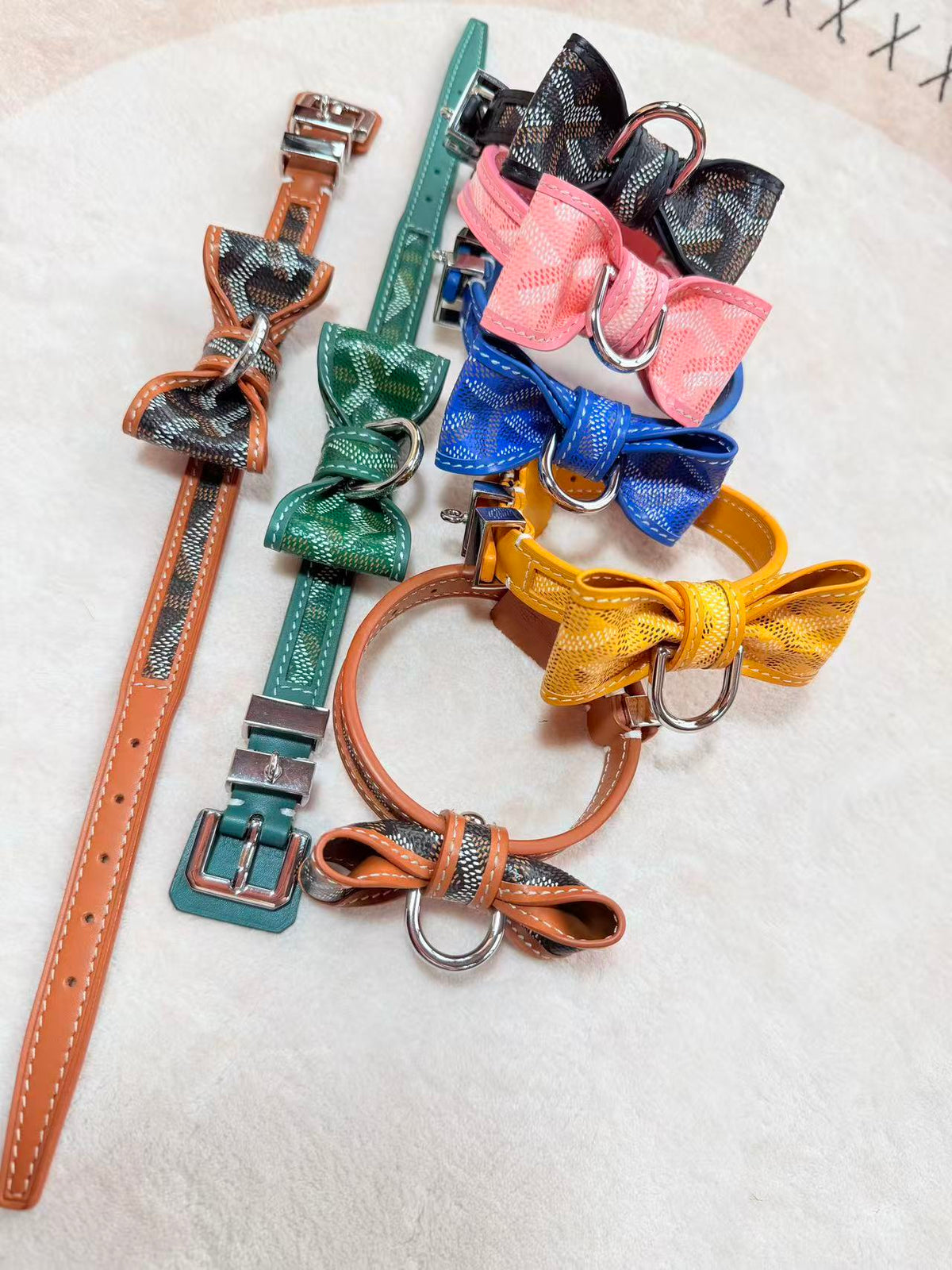 Bow Detail Leather Pet Collar – Design 01 front view