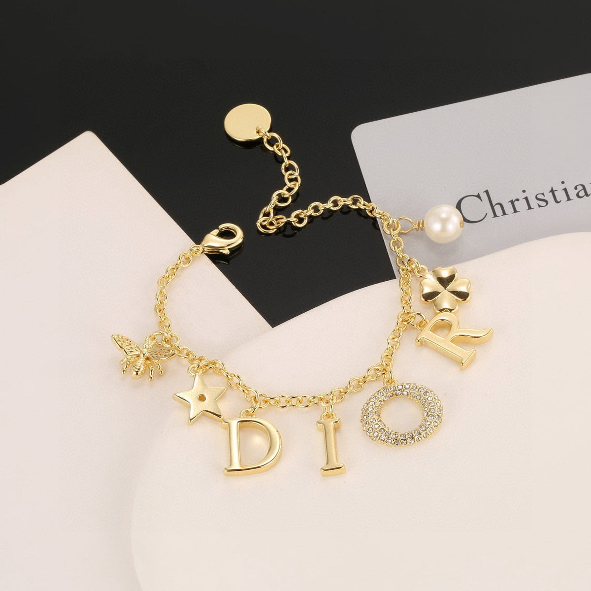 Martin Graham bracelet in polished metal-tone – detail view