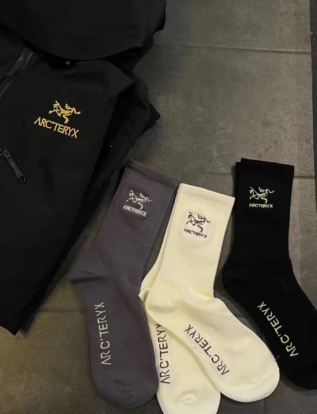 Arc'teryx Cotton Bird And Wordmark Crew Socks - 5-Pair Set