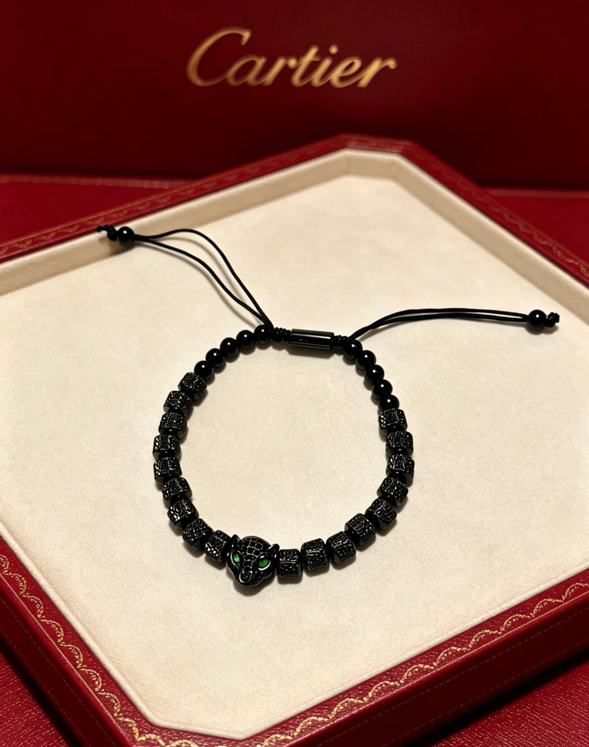 Martin Graham bracelet in polished metal-tone – detail view