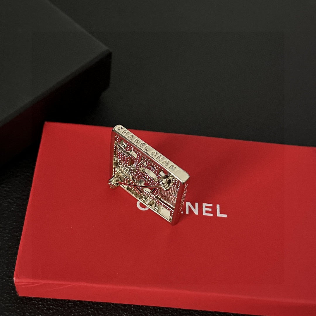 Signature Emblem Brooch in Polished Metal-Tone – Design 003 close-up detail