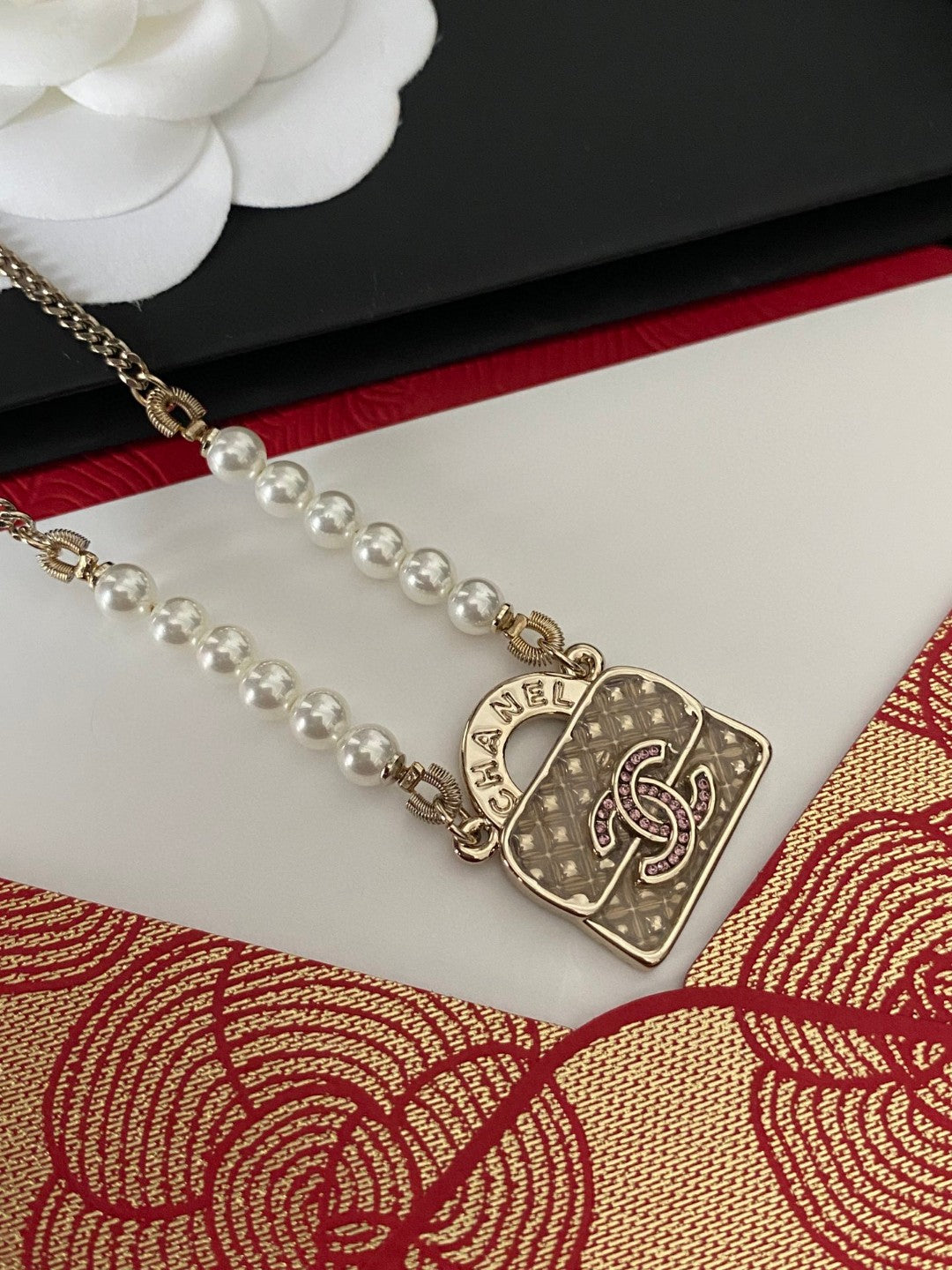 Letter Pendant Necklace in Polished Metal-Tone – Design 003 detail view