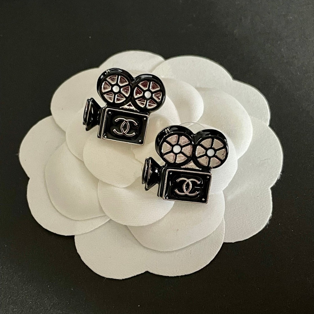 Double-C Emblem Stud Earrings in Black-Tone – Black Detail – Design 003 main product view