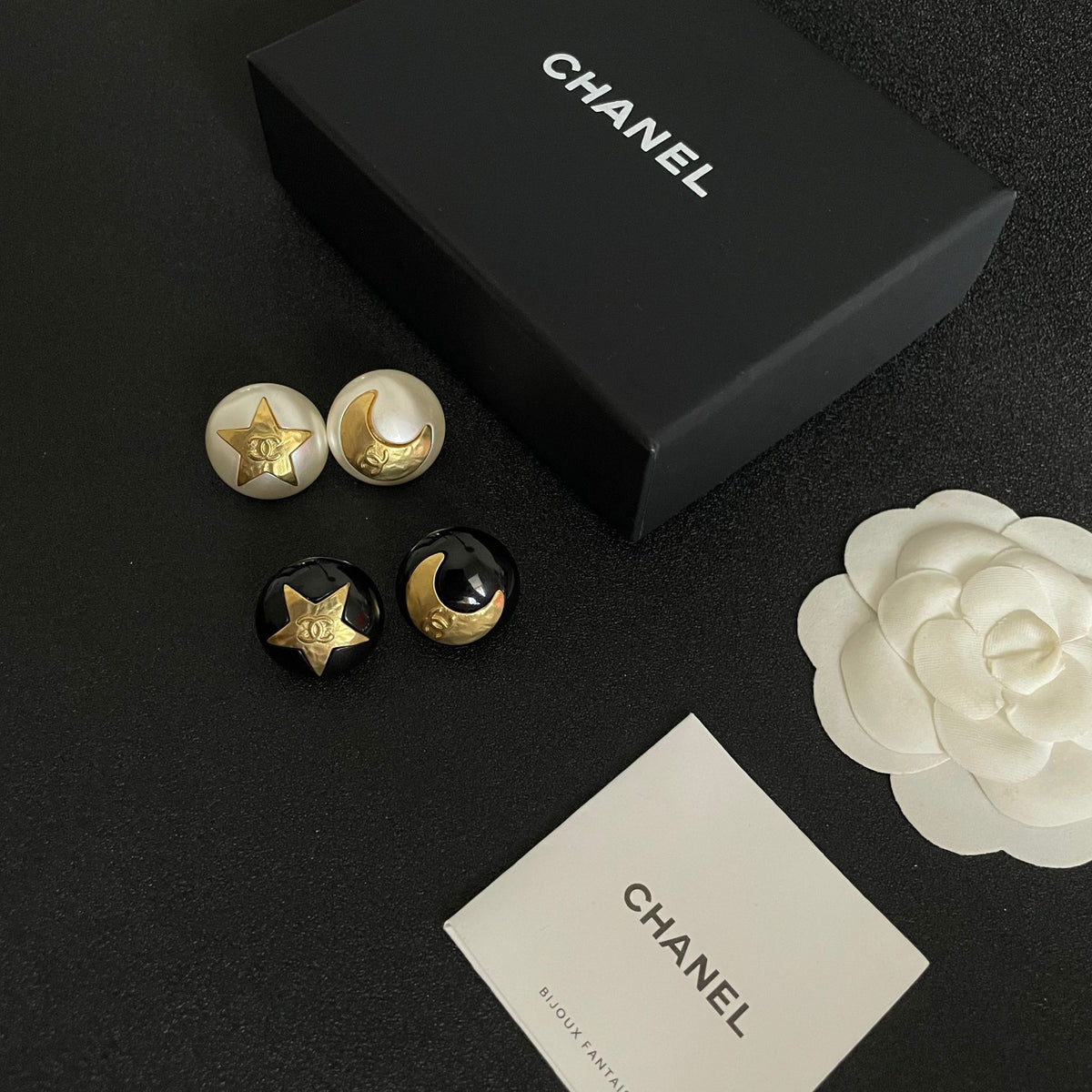 Double-C Emblem Stud Earrings in Polished Metal-Tone – Design 391 side detail