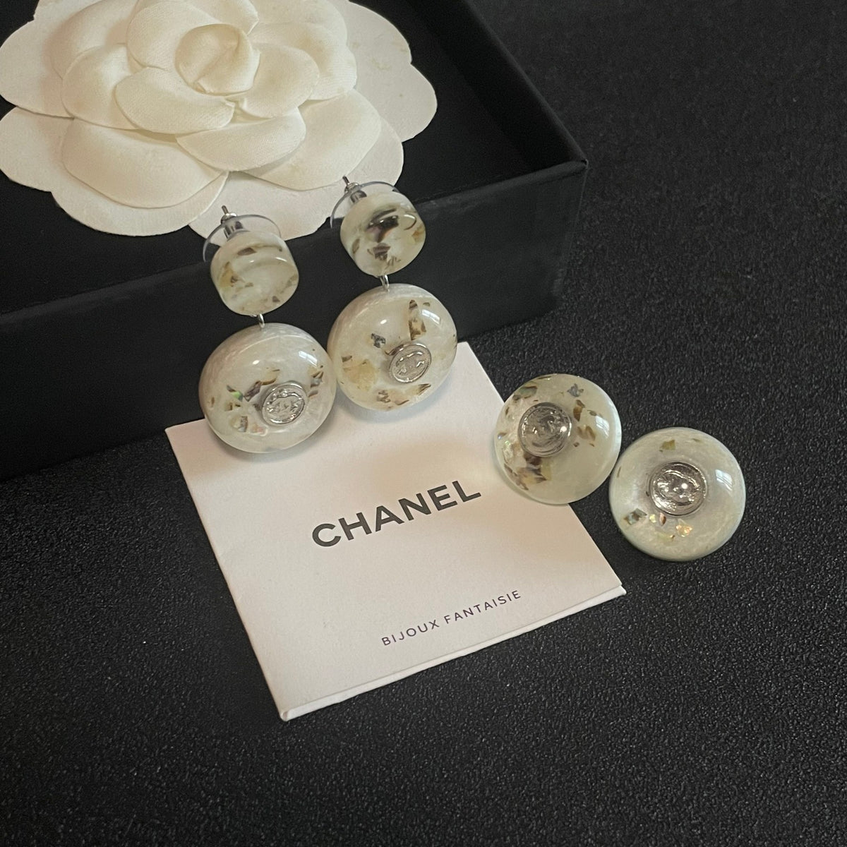 Double-C Emblem Pearl-Detail Statement Earrings – Pearl Detail – Design 029 close-up detail