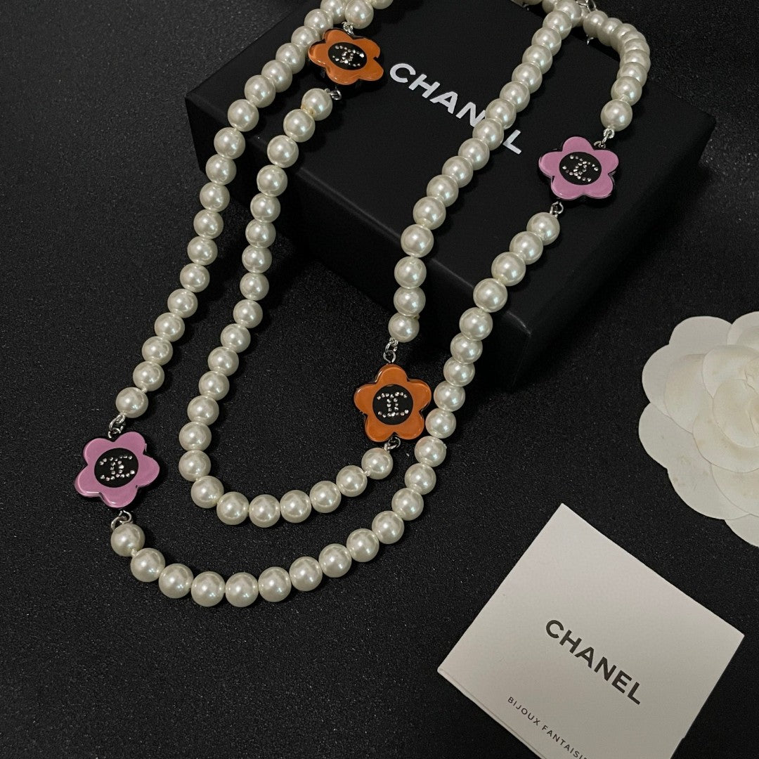 Camellia Pearl-Detail Pendant Necklace – Pearl Detail – Design 006 close-up detail