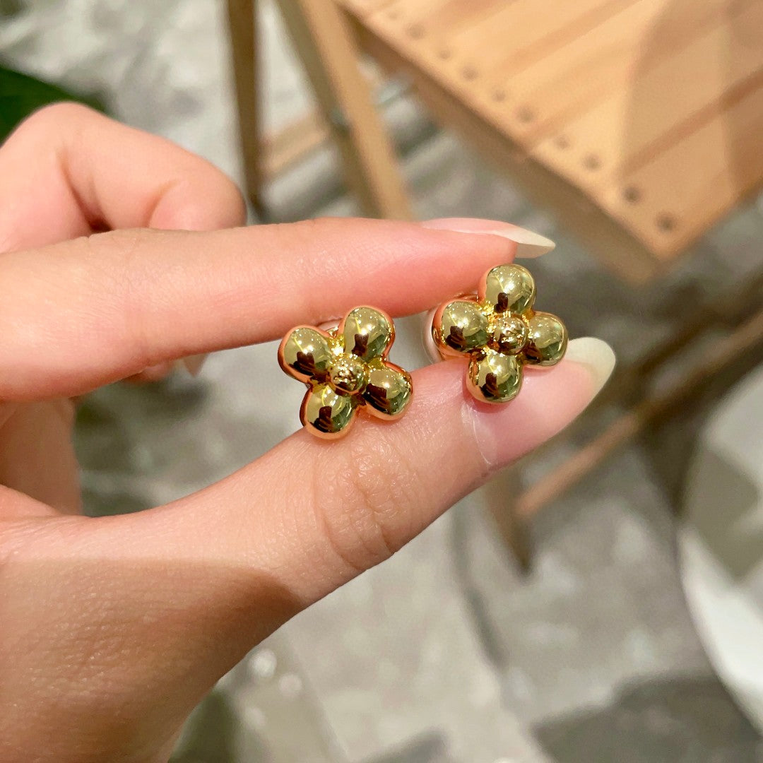 Geometric Emblem Stud Earrings in Polished Metal-Tone – Pearl Detail side detail