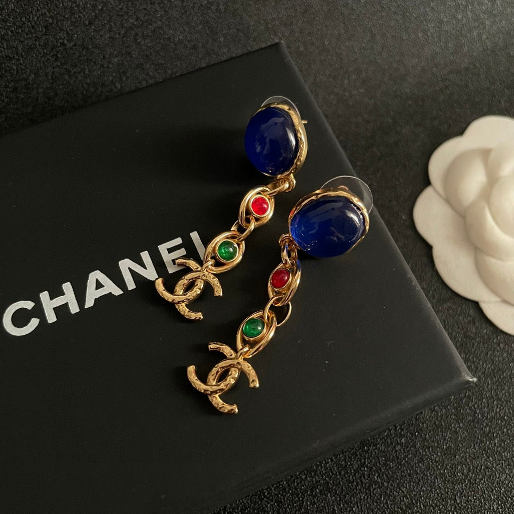Double-C Emblem Statement Earrings in Polished Metal-Tone – Design 046 detail view