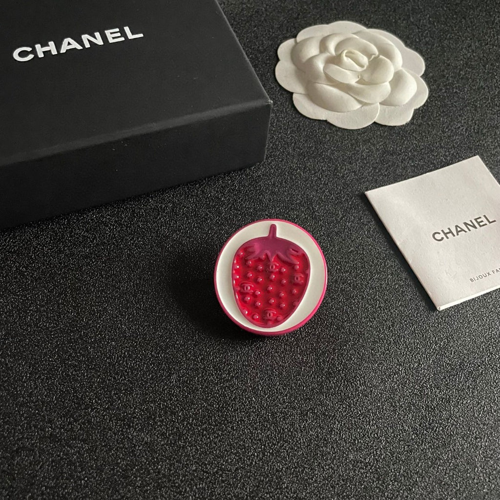 Double-C Emblem Brooch in Polished Metal-Tone – Design 043 styled product view