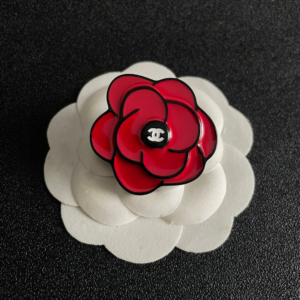 Camellia Brooch in Polished Metal-Tone – Camellia Detail – Design 004 front product view