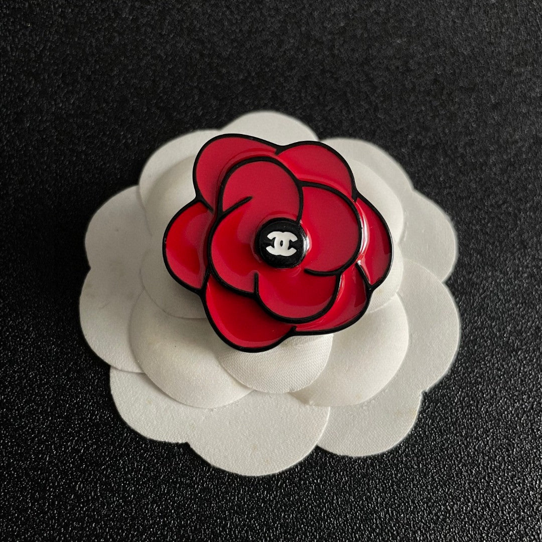 Camellia Brooch in Polished Metal-Tone – Camellia Detail – Design 004 front product view