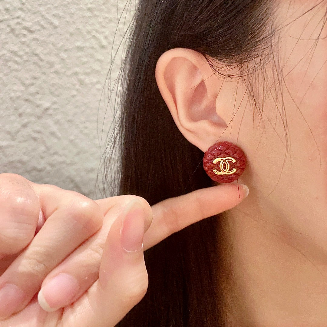 Double-C Emblem Stud Earrings in Polished Metal-Tone – Design 298 front product view