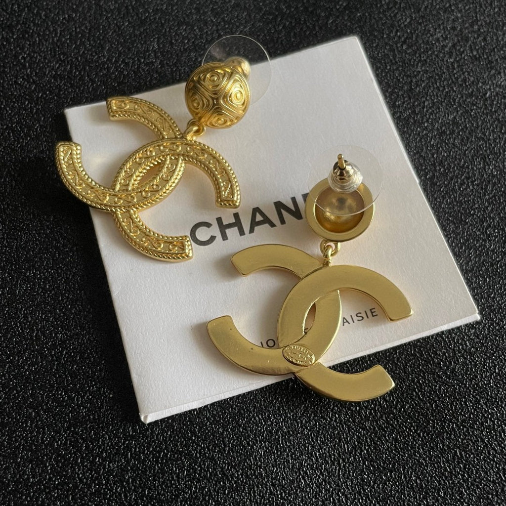Double-C Emblem Statement Earrings in Polished Metal-Tone – Design 040 main product view