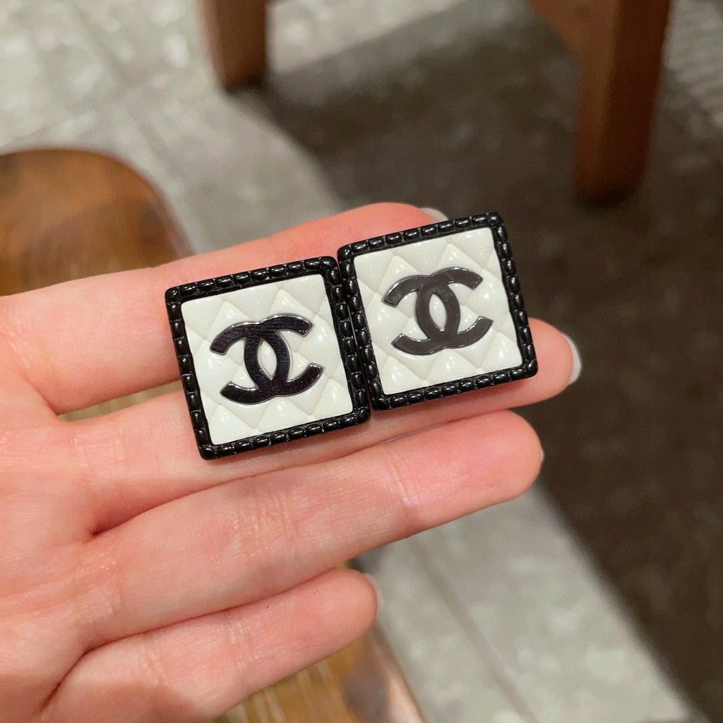 Double-C Emblem Stud Earrings in Polished Metal-Tone – Design 228 side detail