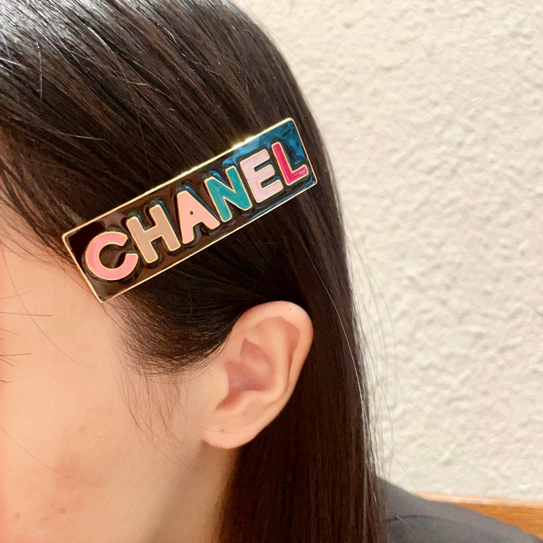 Letter Hair Clip – Design 004 main product view