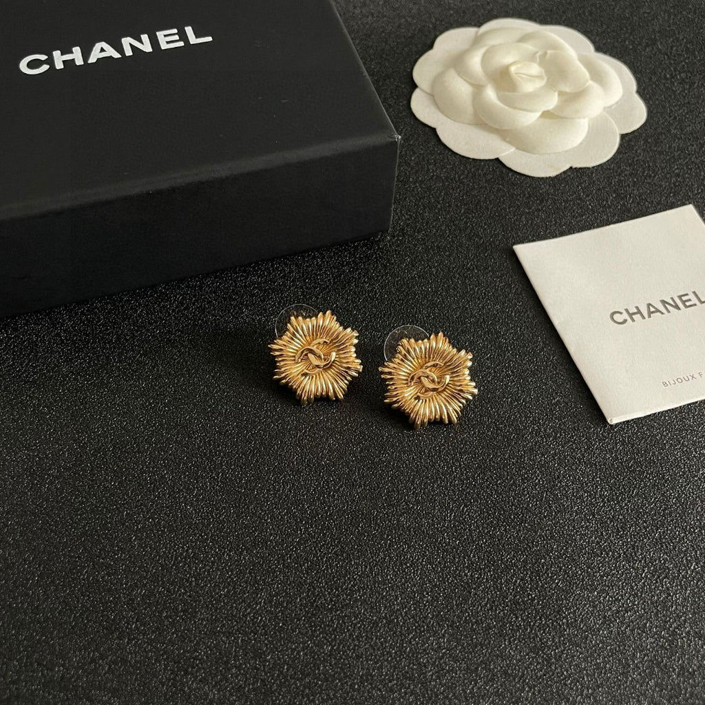 Double-C Emblem Stud Earrings in Polished Metal-Tone – Design 223 styled product view