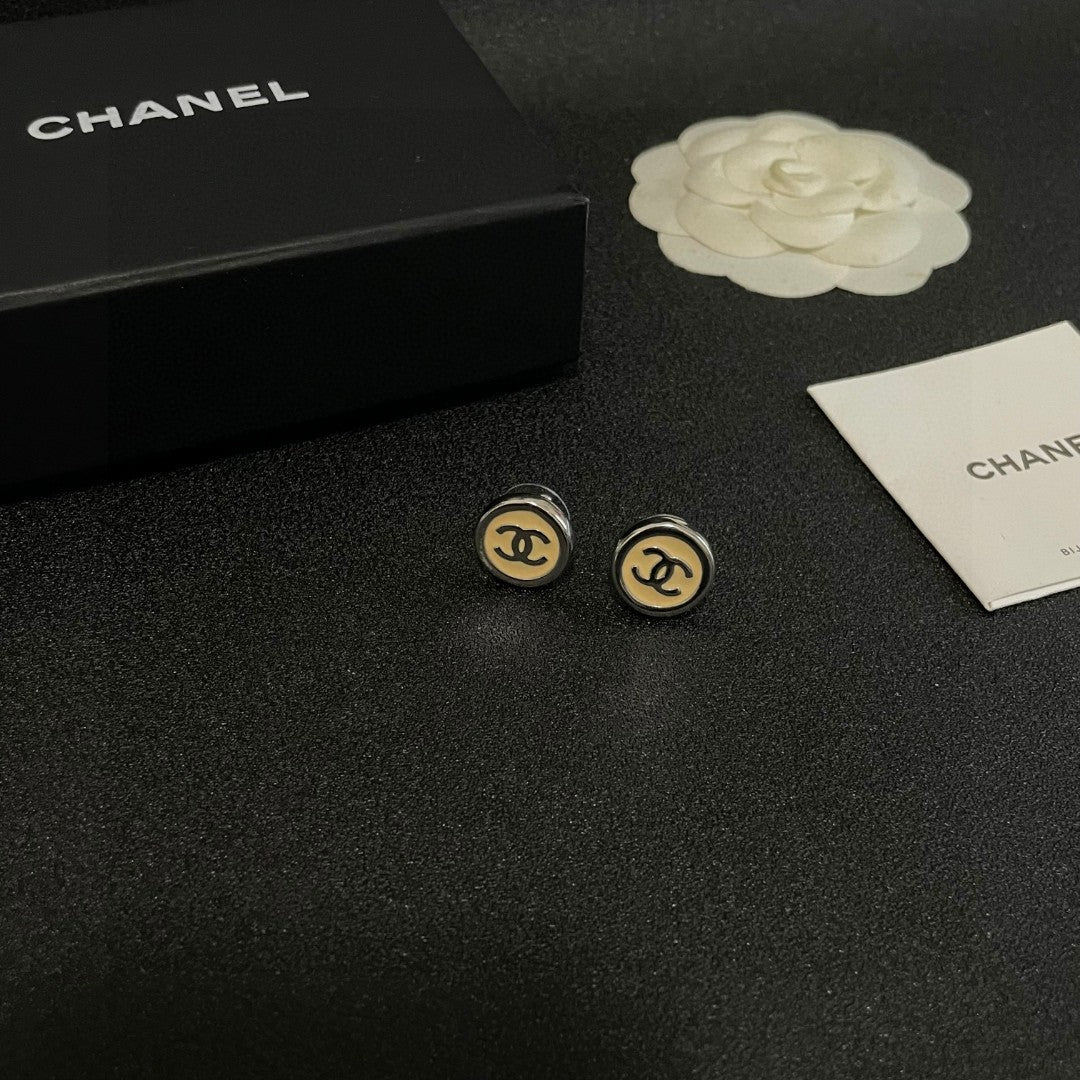 Double-C Emblem Stud Earrings in Polished Metal-Tone – Design 222 styled product view